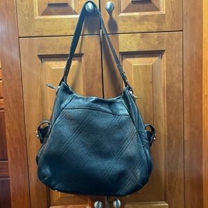 B Makowsky 100% Black Leather  Purse